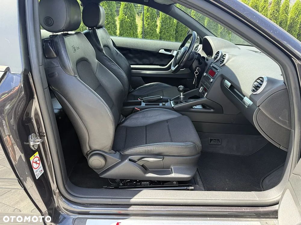 Audi A3 3-drzwiowe 2.0 TDI DPF quattro S line Sportpaket (plus) - 7