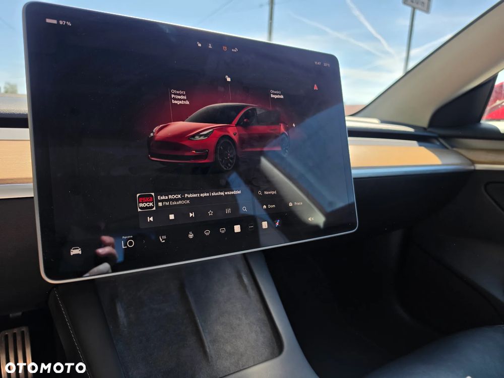 Tesla Model 3 - 23