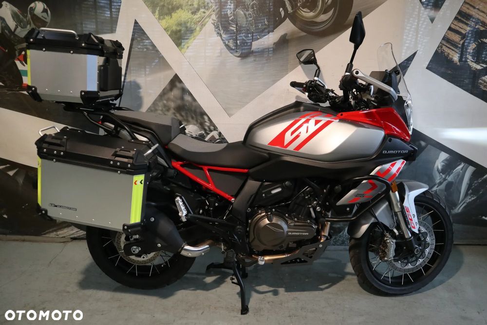 QJMOTOR SRT 600SX - 19