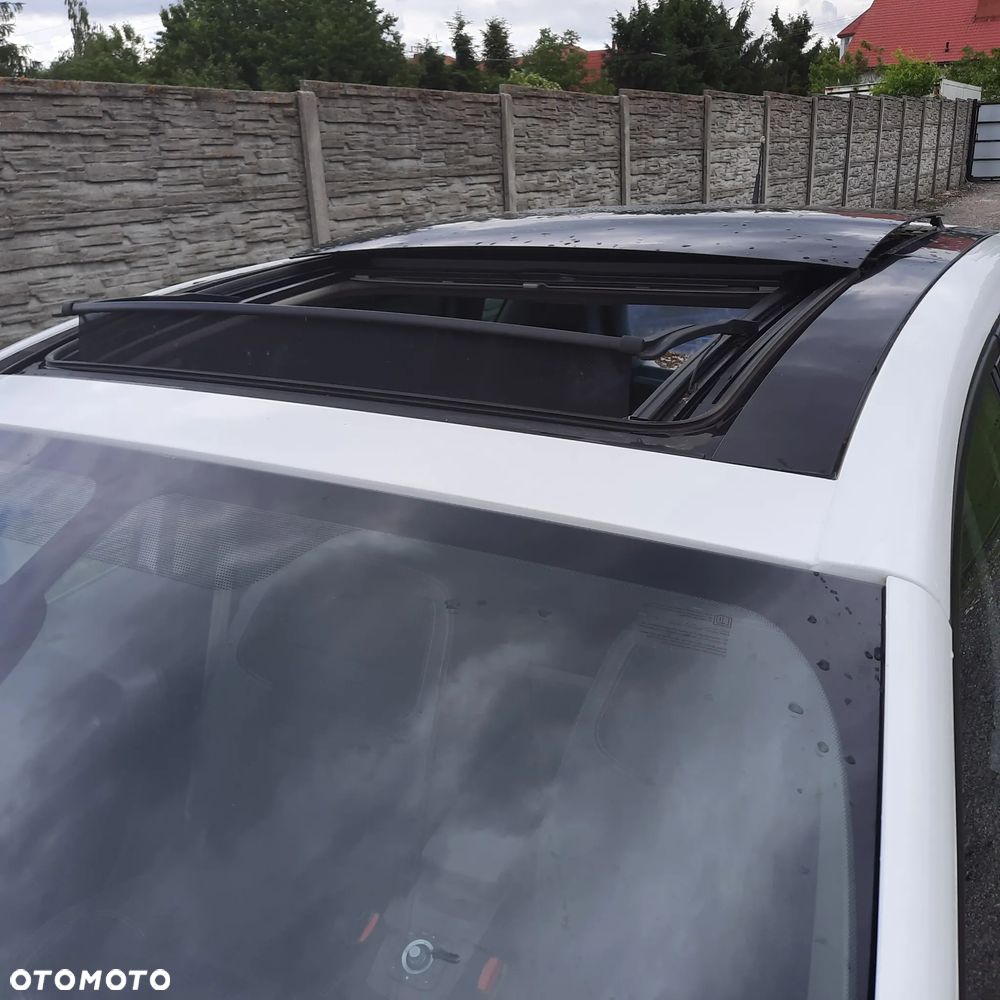Renault Scenic ENERGY TCe 115 Bose Edition - 27