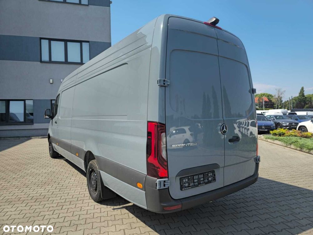 Mercedes-Benz Sprinter 317 CDI - 4