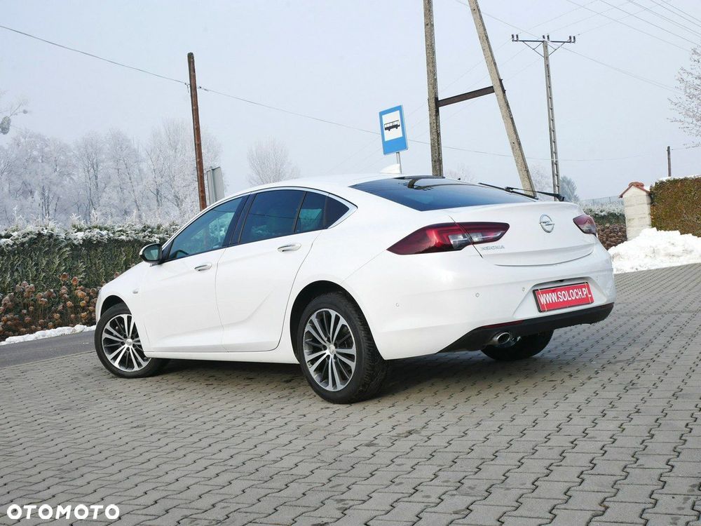 Opel Insignia - 11