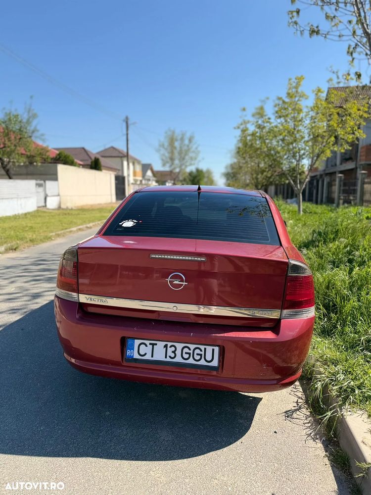 Opel Vectra 1.9 CDTI Essentia - 1