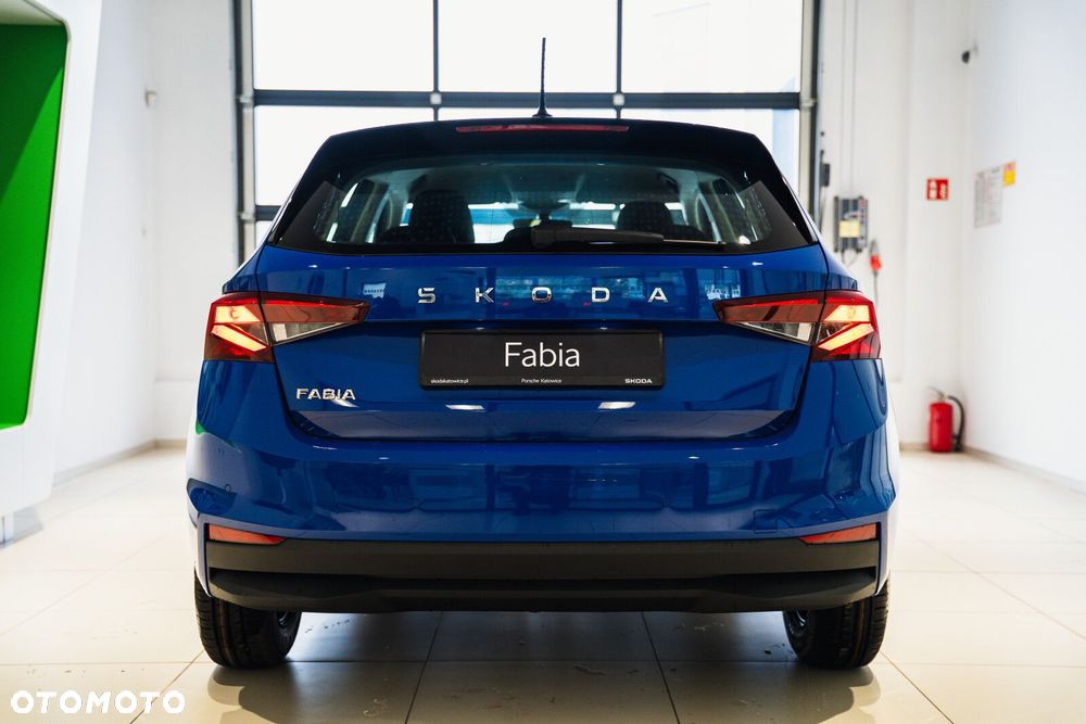 Skoda Fabia - 6