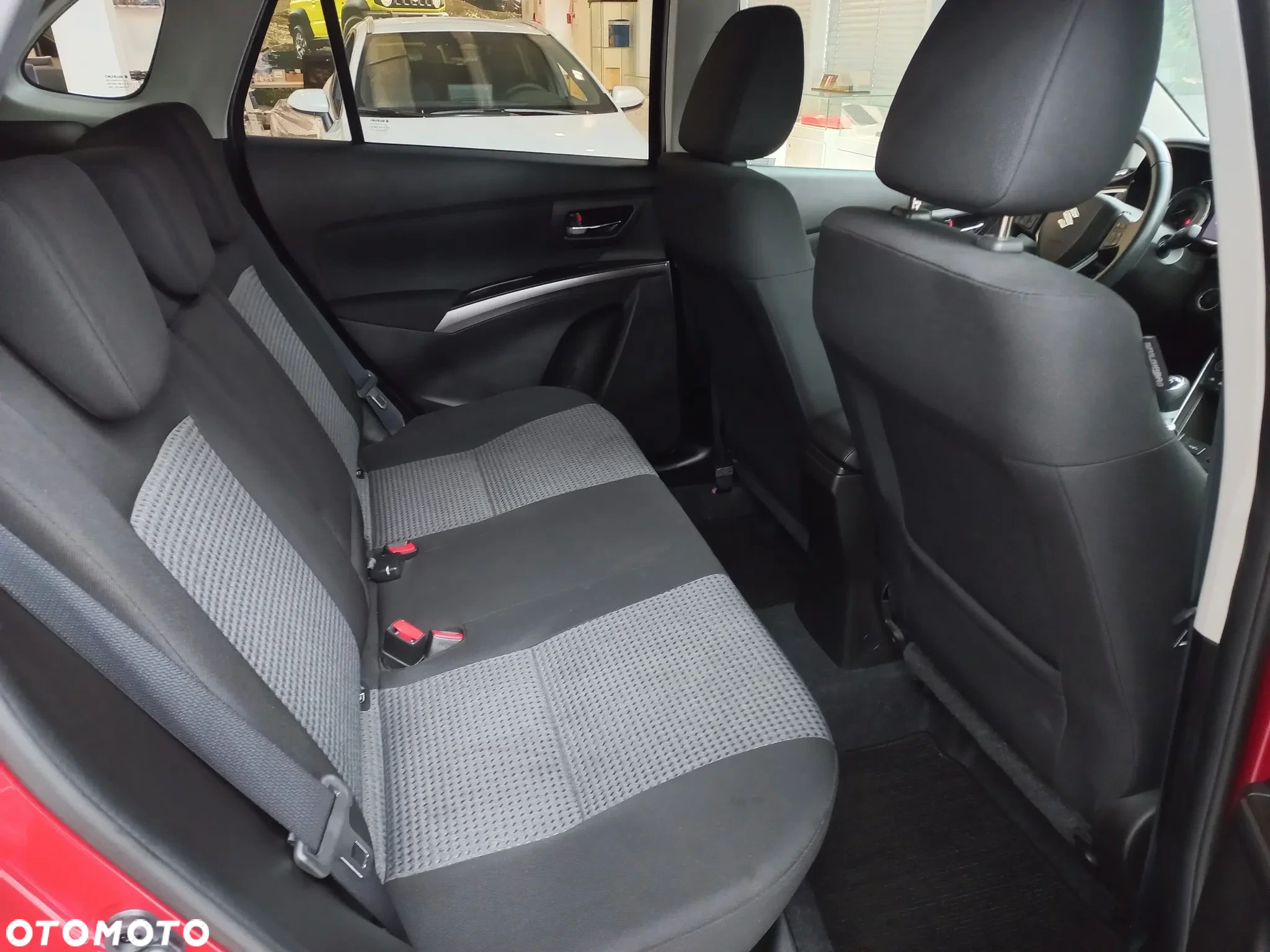 Suzuki SX4 S-Cross 1.4 SHVS Premium - 19