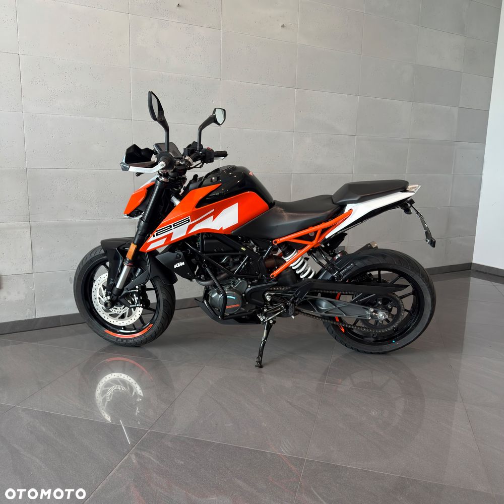 KTM Duke 125 - 8