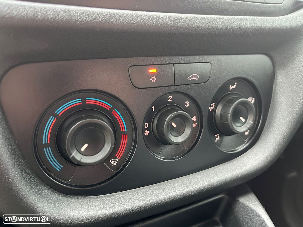 Fiat Doblo 1.3 Multiject 3 LUGARES - 12