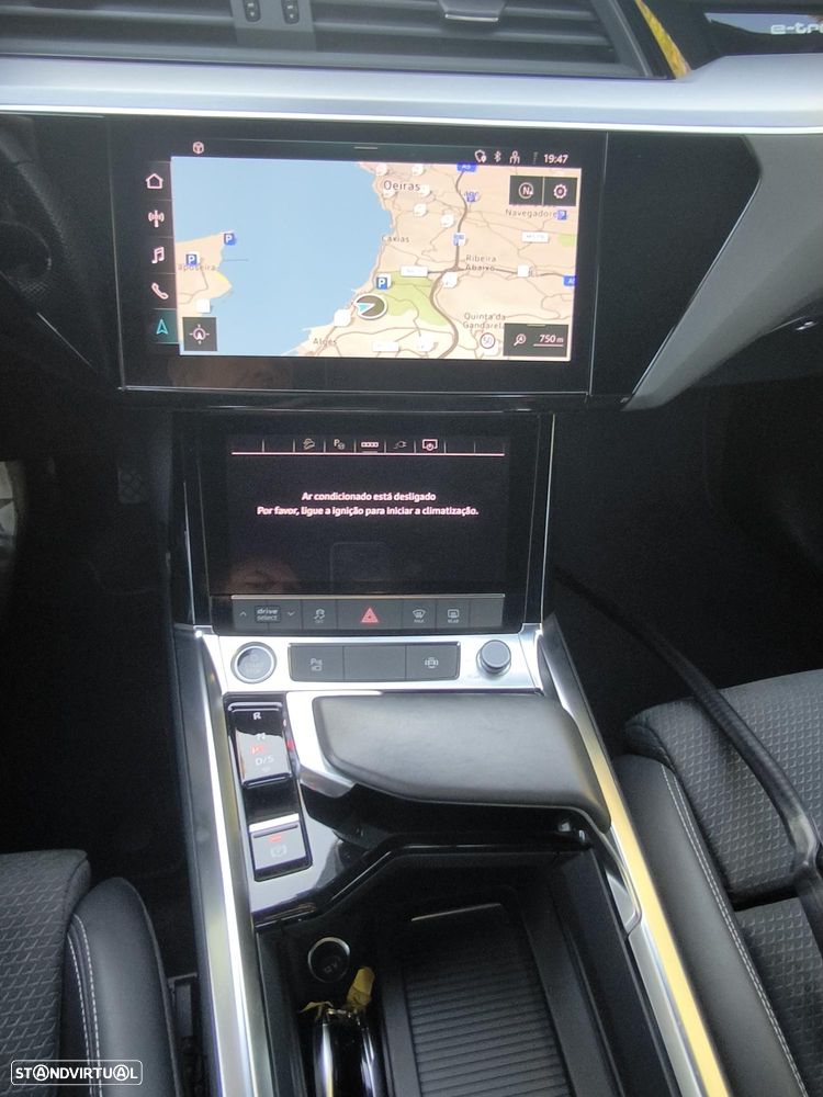 Audi e-tron 55 quattro S line - 22