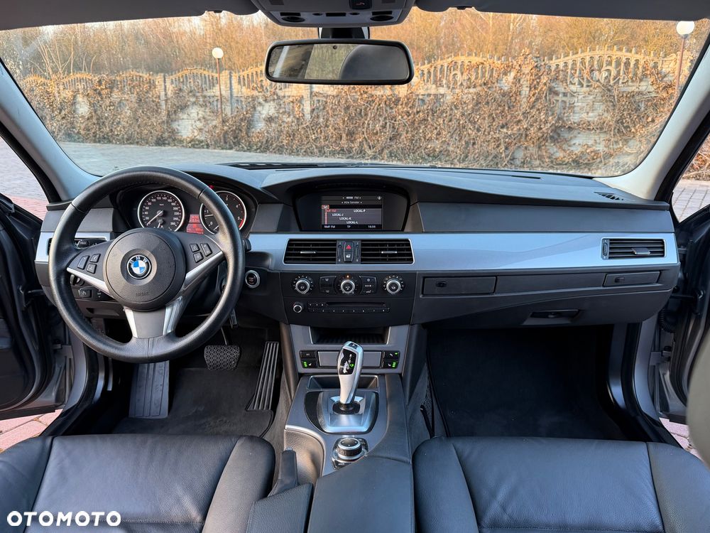 BMW Seria 5 525d Edition Lifestyle - 22