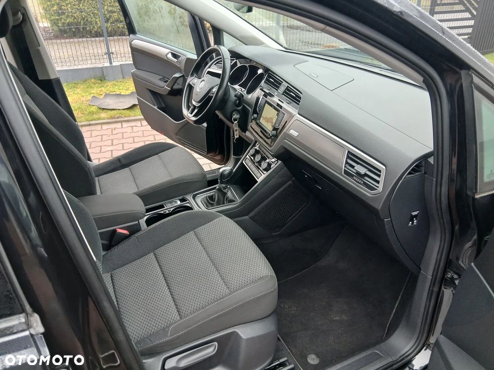 Volkswagen Touran 1.4 TSI (BlueMotion Technology) DSG Comfortline - 16