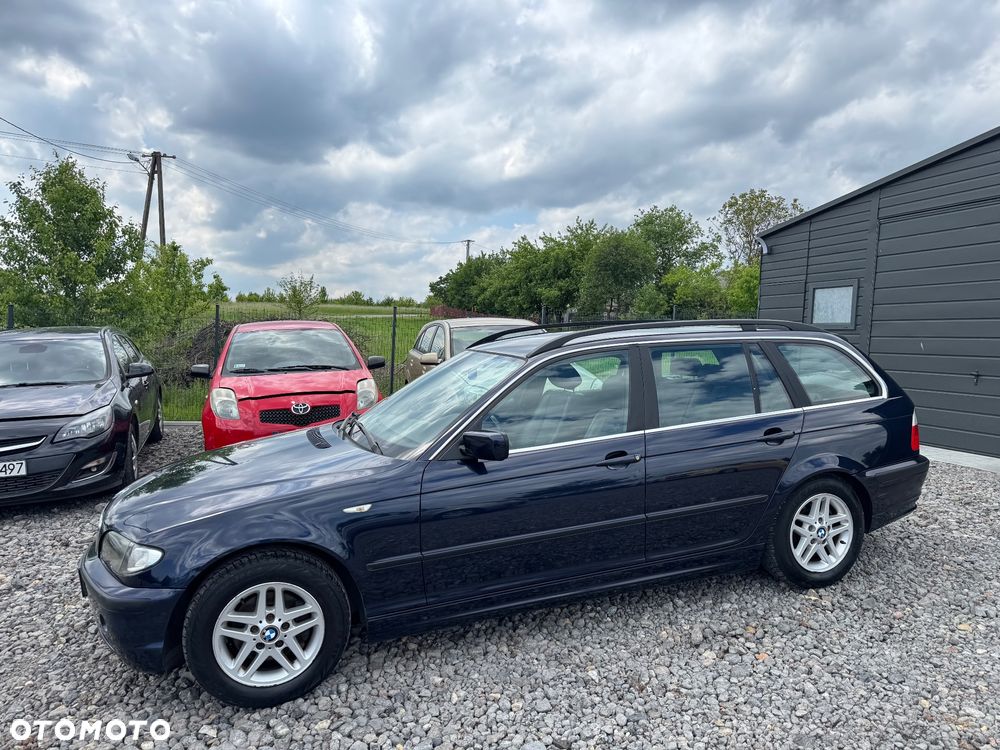 BMW Seria 3 318i - 3