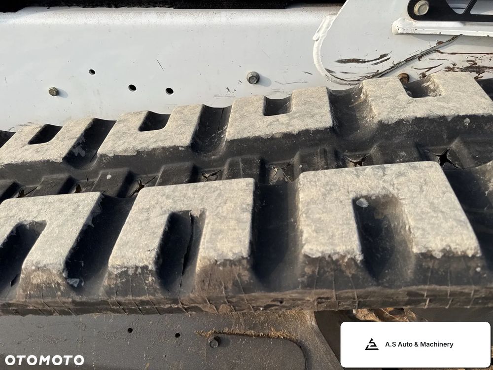 Bobcat T590 - 5