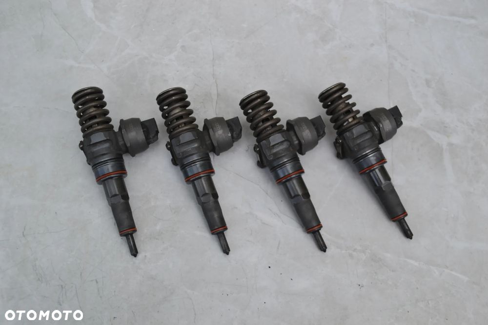 VW AUDI SEAT SKODA 1,9 TDI 130KM POMPOWTRYSK POMPOWTRYSKI BOSCH 038130073AR - 1