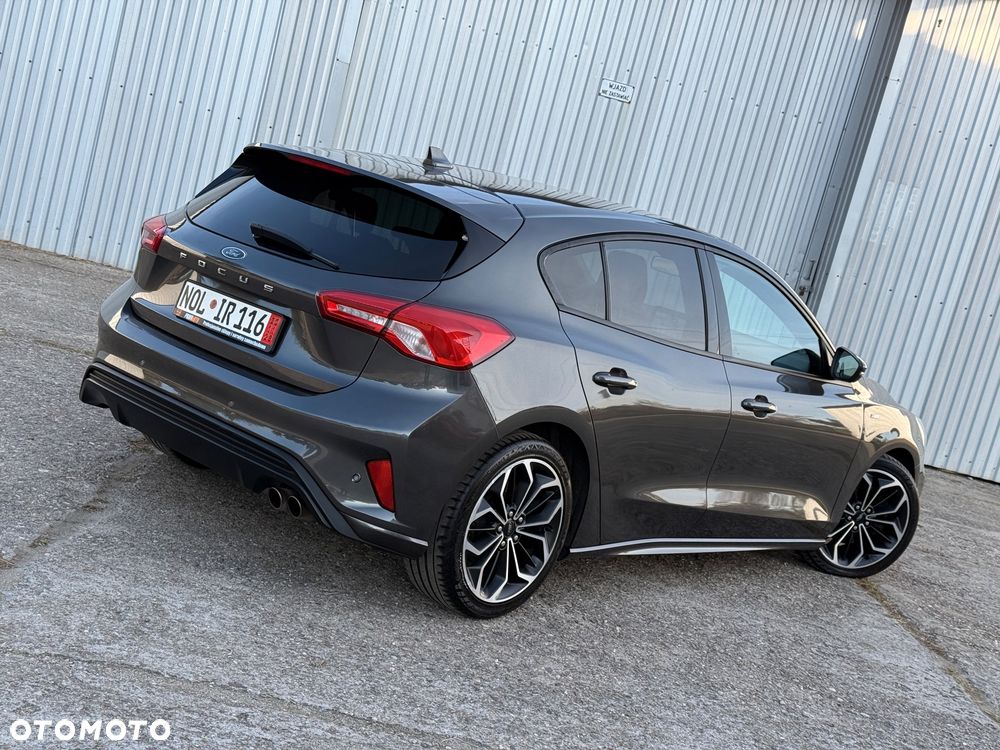 Ford Focus 2.0 EcoBlue Titanium X - 28