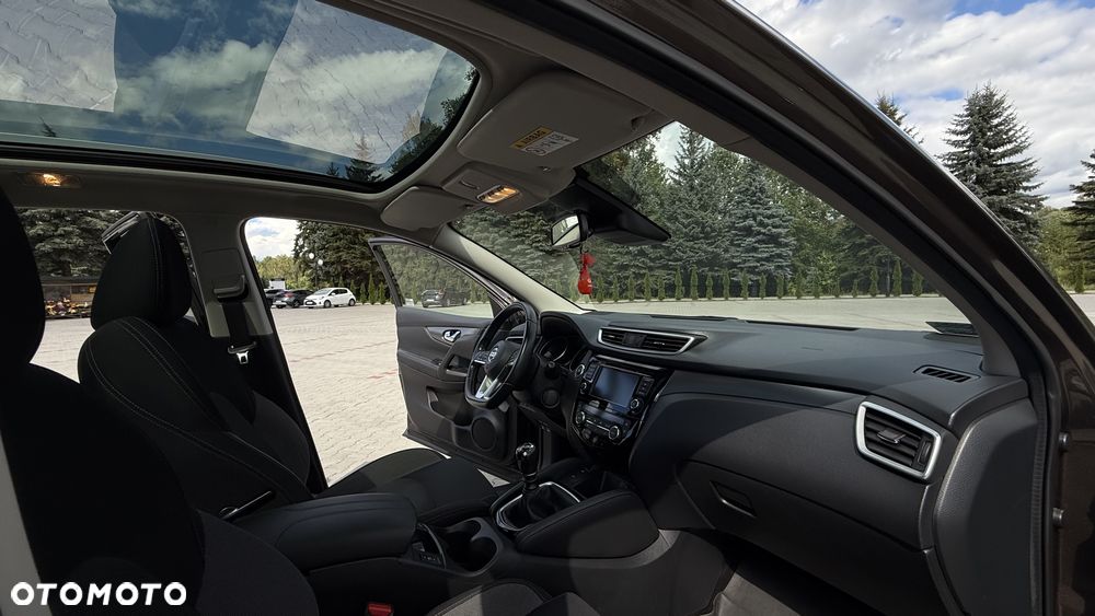 Nissan Qashqai 1.3 DIG-T N-Connecta - 5