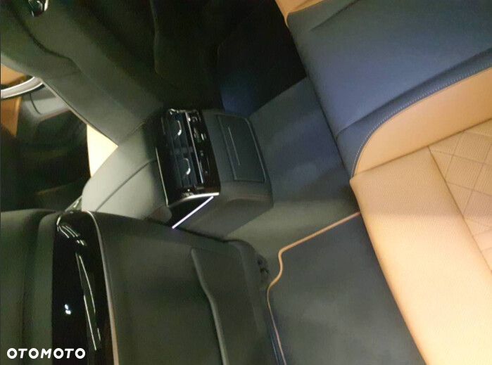 Audi A8 - 9