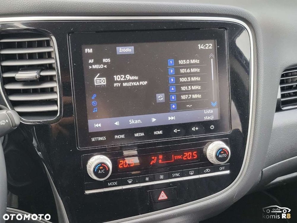 Mitsubishi Outlander - 29