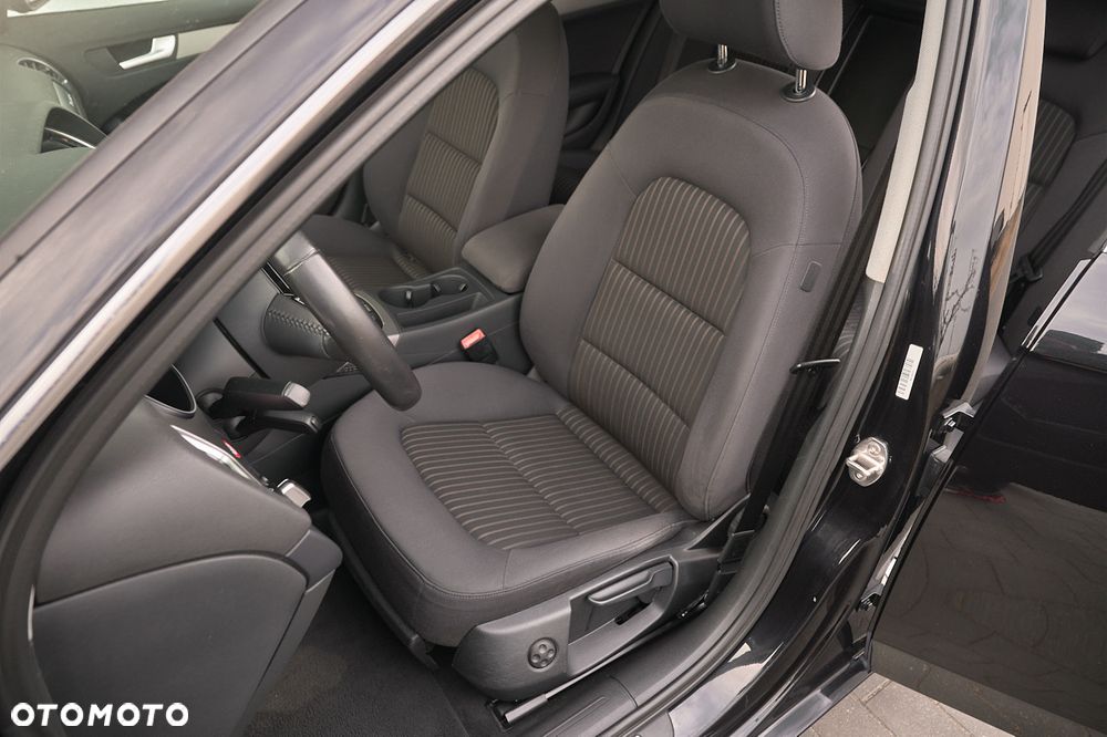 Audi A4 Avant 1.8 TFSI quattro S line Sportpaket - 4
