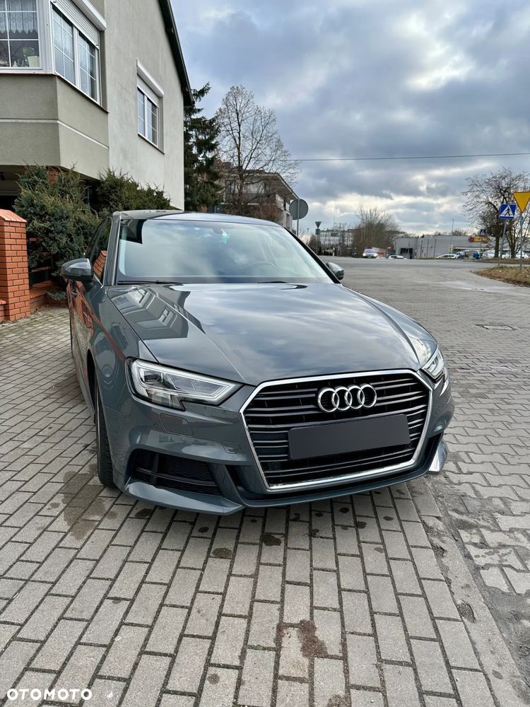 Audi A3 35 TFSI S tronic - 1