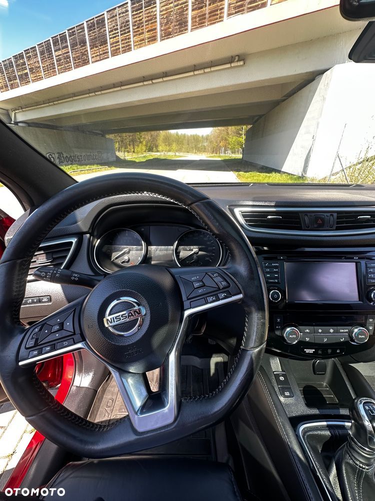 Nissan Qashqai 1.6 DIG-T Tekna+ - 25