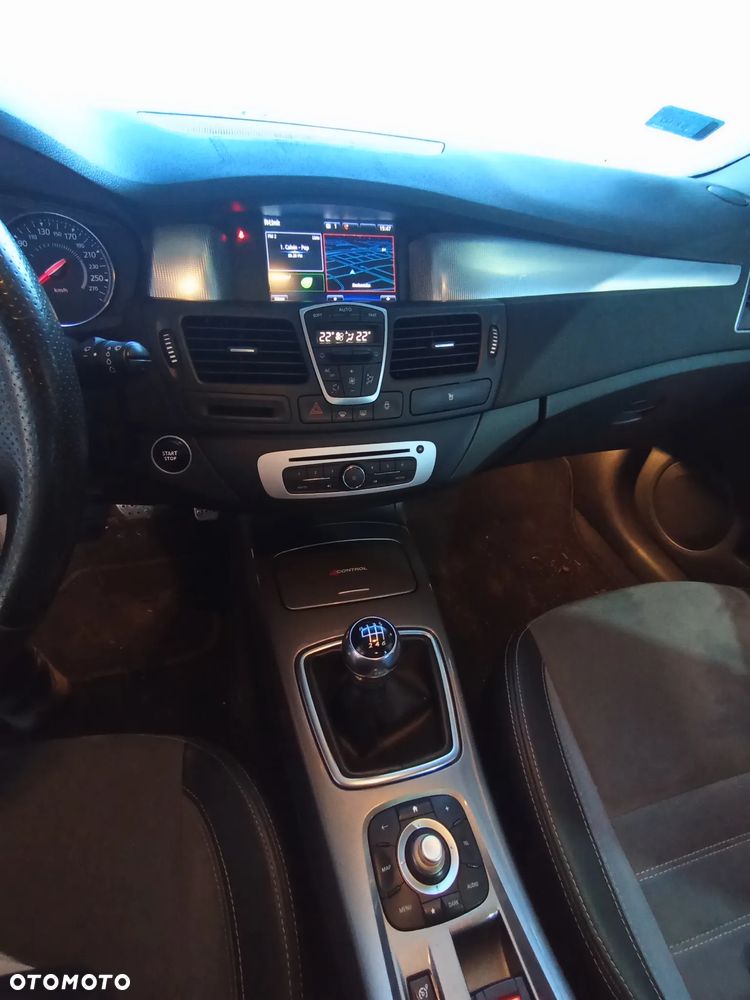 Renault Laguna dCi 150 FAP Start-Stop Dynamique - 5