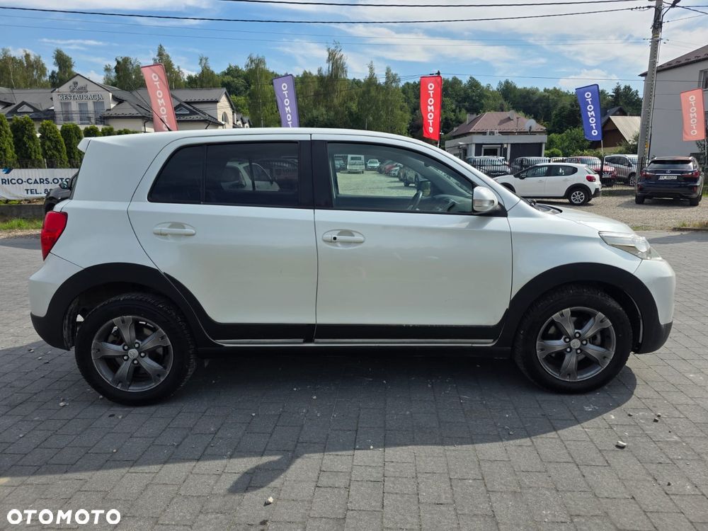 Toyota Urban Cruiser - 3