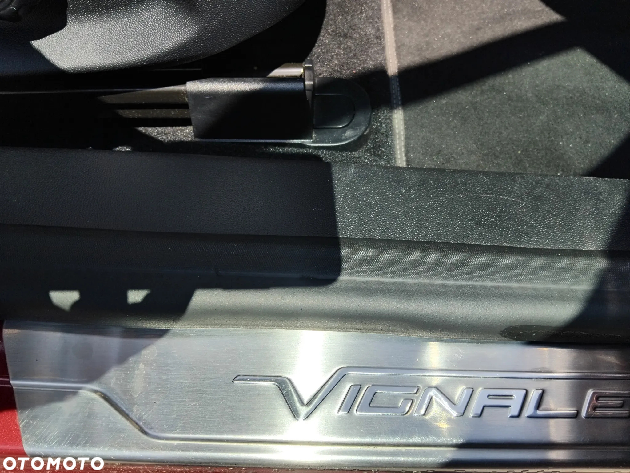 Ford Fiesta 1.0 EcoBoost Hybrid S&S VIGNALE - 17