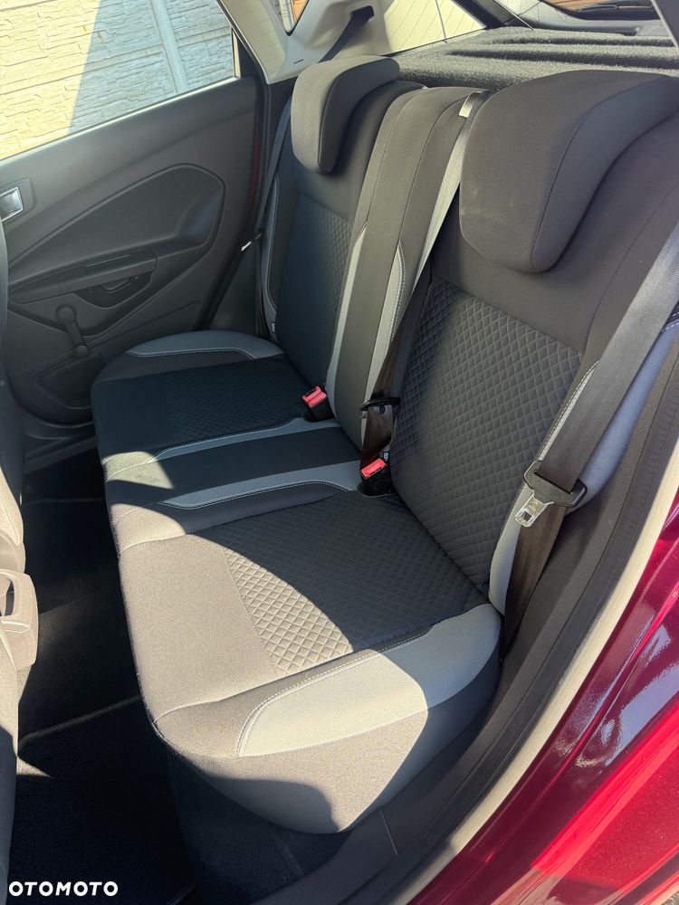 Ford Fiesta - 16