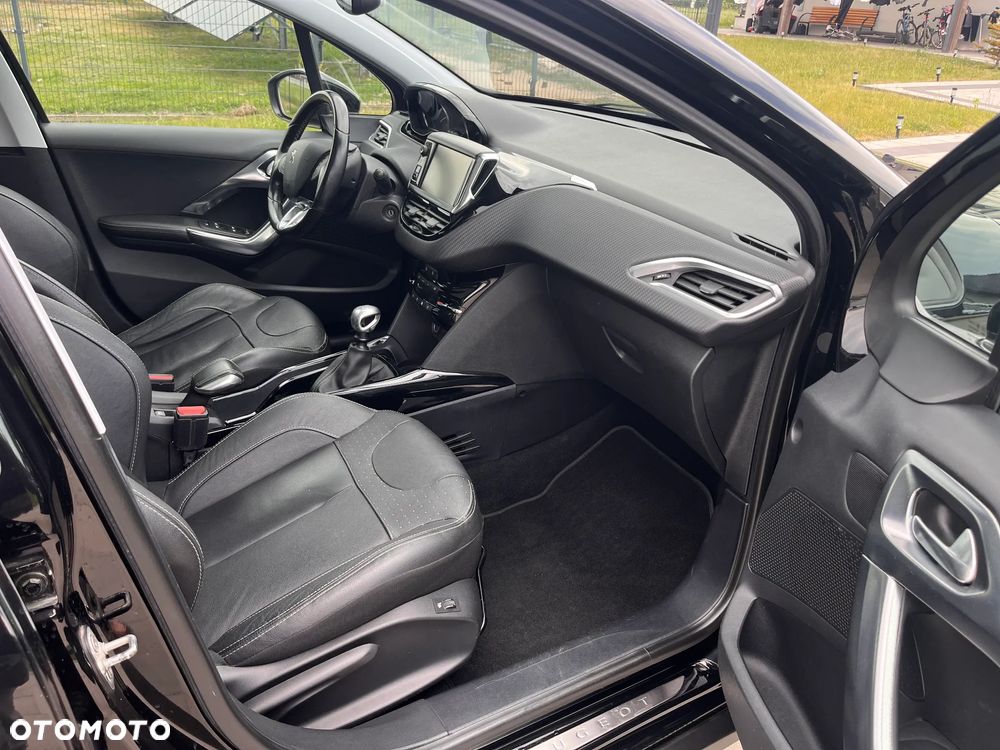 Peugeot 2008 PureTech 130 Stop&Start Allure - 21