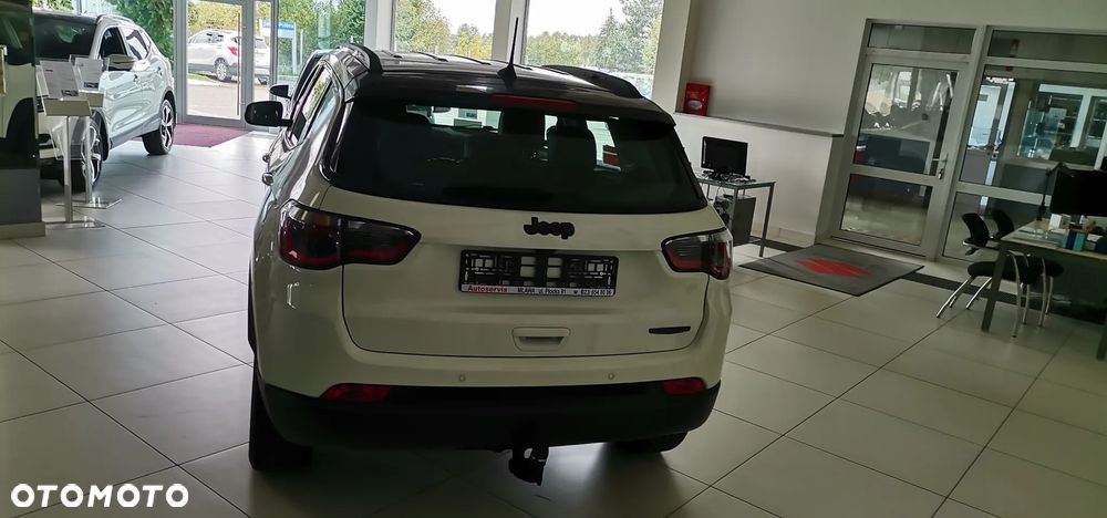 Jeep Compass 1.3 TMair Night Eagle FWD S&S DDCT - 4