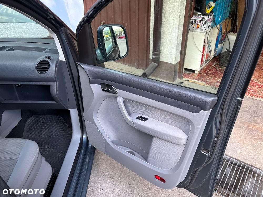 Volkswagen Caddy - 13