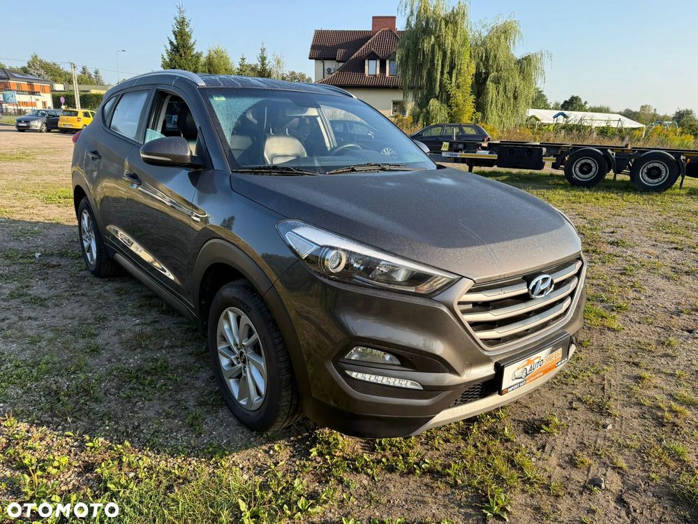 Hyundai Tucson blue 1.7 CRDi 2WD Style - 18