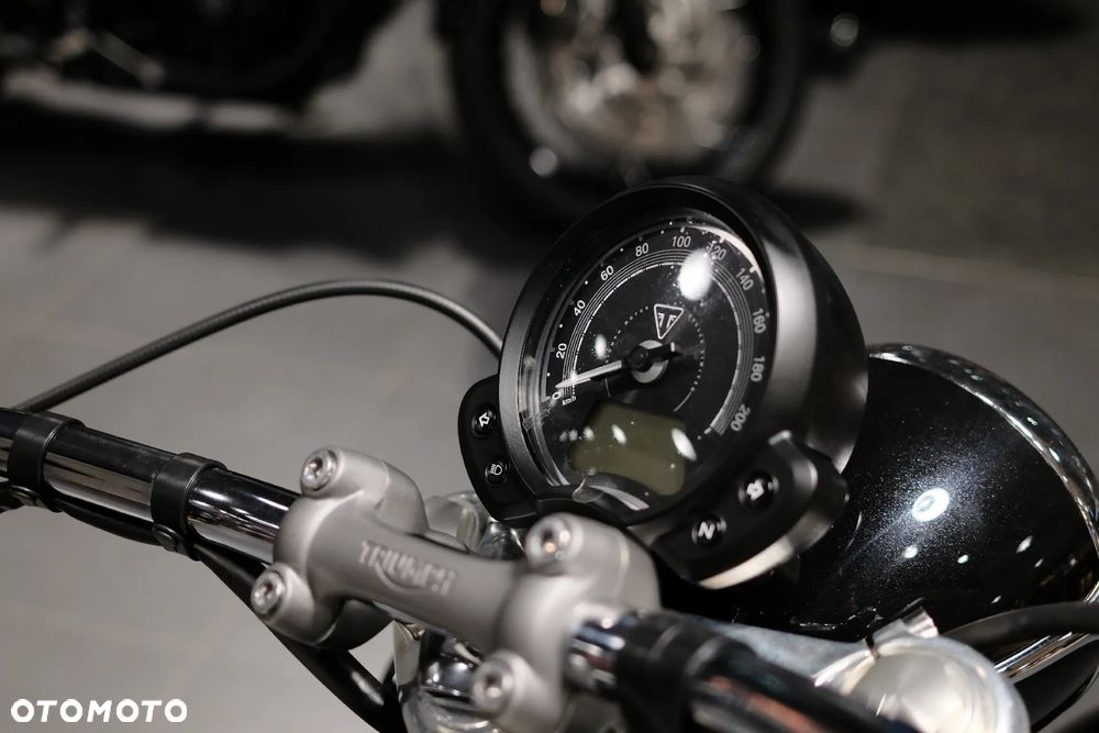 Triumph Speedmaster - 6