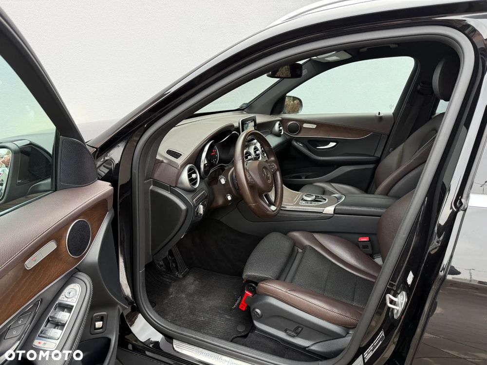 Mercedes-Benz GLC - 9