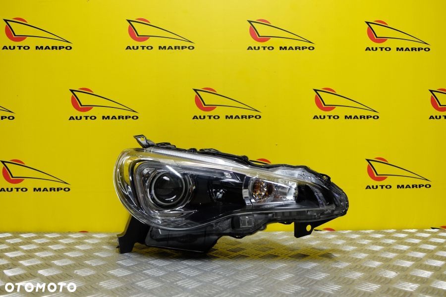 SUBARU BRZ 2012- REFLEKTOR LAMPA XENON PRAWY USA - 2