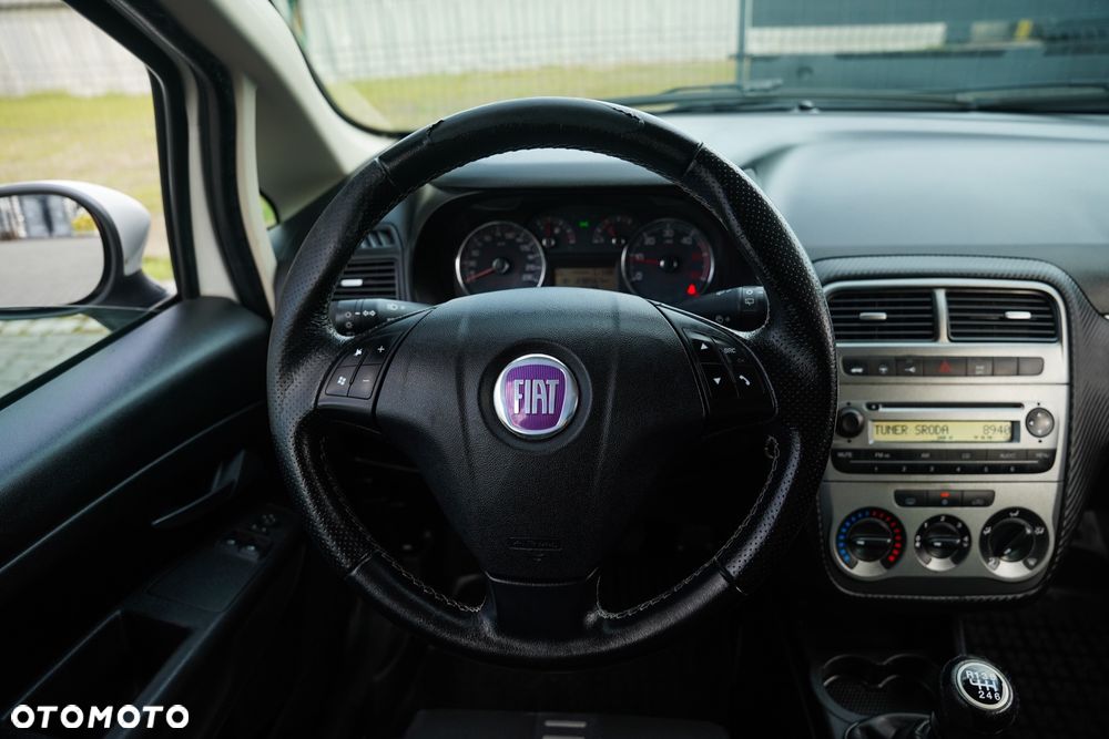 Fiat Punto - 12