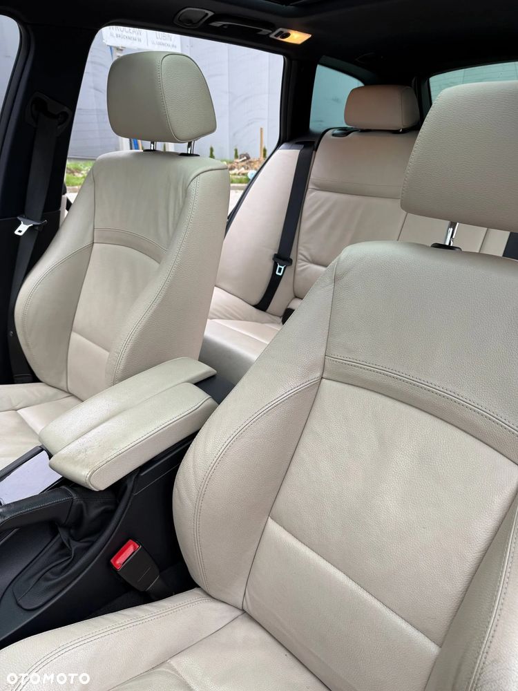 BMW Seria 3 320d - 21