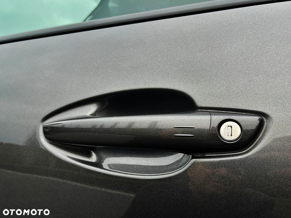 Peugeot 3008 1.2 PureTech Road Trip S&S - 21