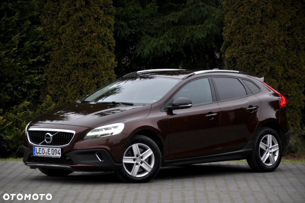 Volvo V40 Cross Country T3 Momentum - 4