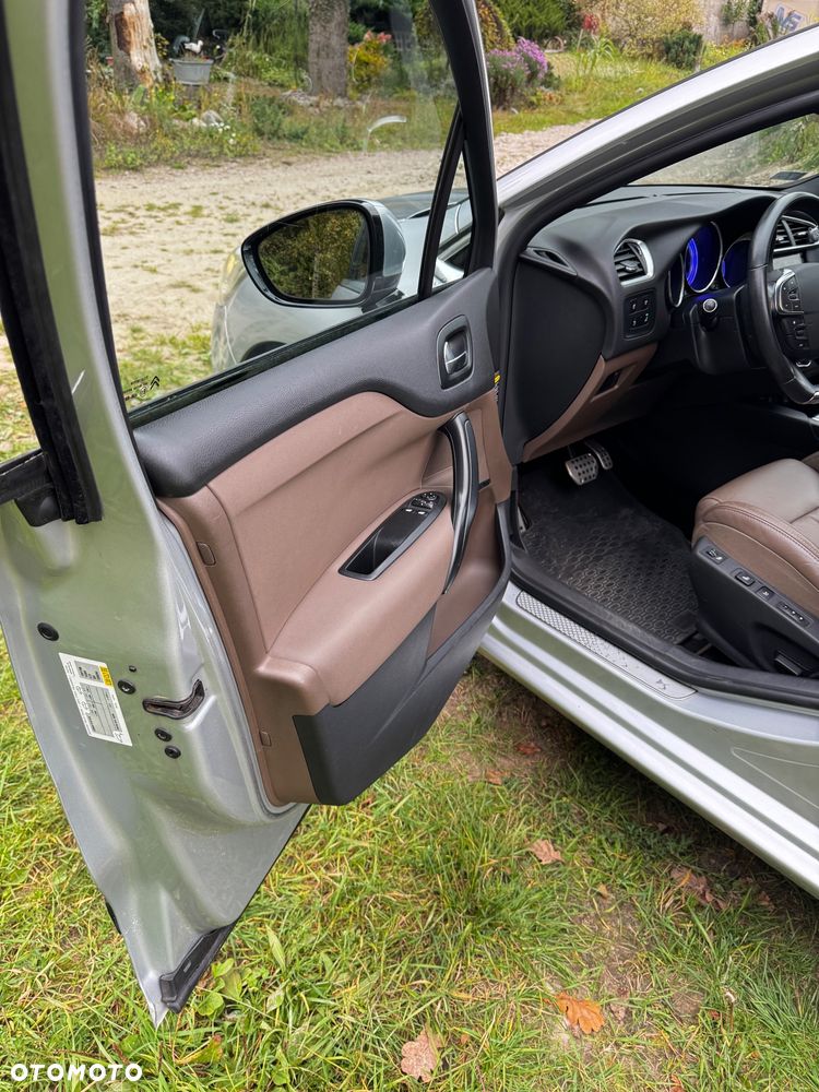 Citroën DS4 2.0 HDi SportChic - 17
