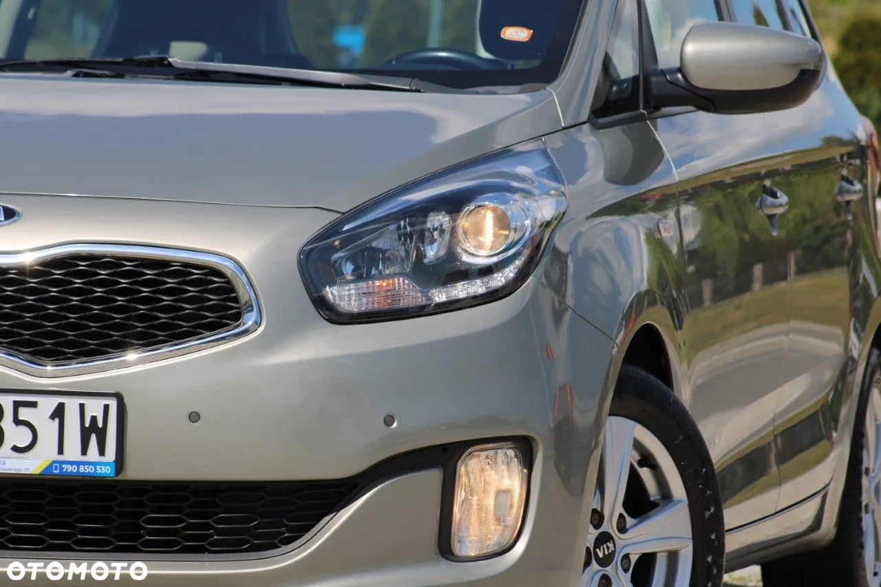 Kia Carens 1.7 CRDi XL 7os - 35