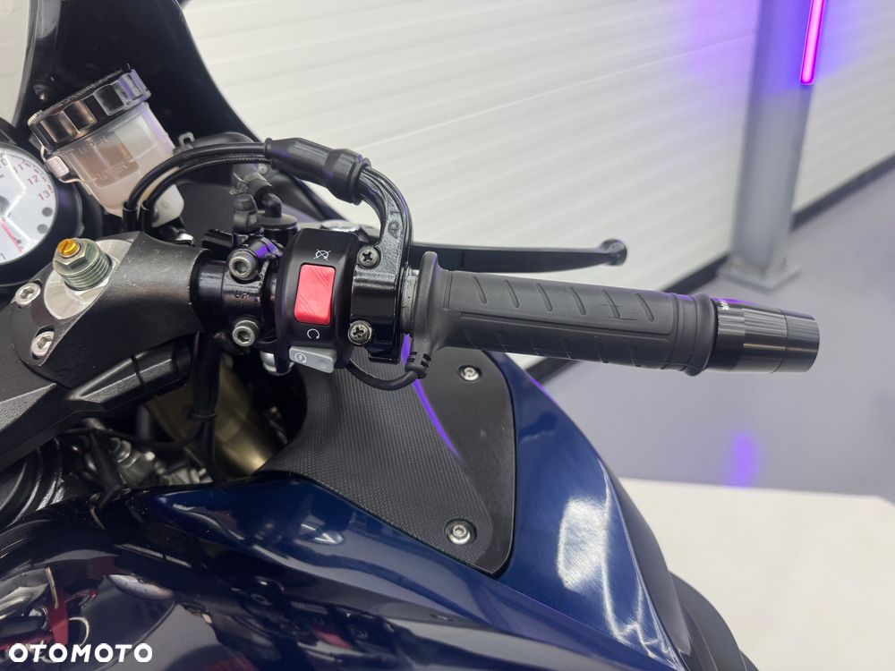 Kawasaki ZZR - 27