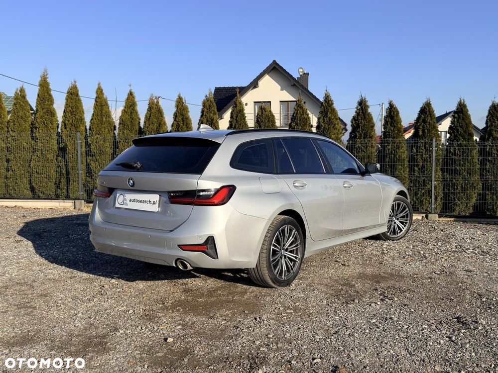 BMW Seria 3 320d xDrive - 4