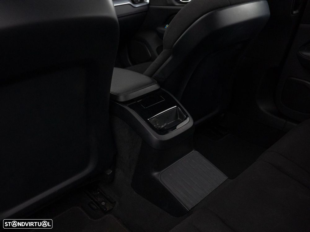 Volvo V60 2.0 T6 AWD TE Inscription Expression - 42