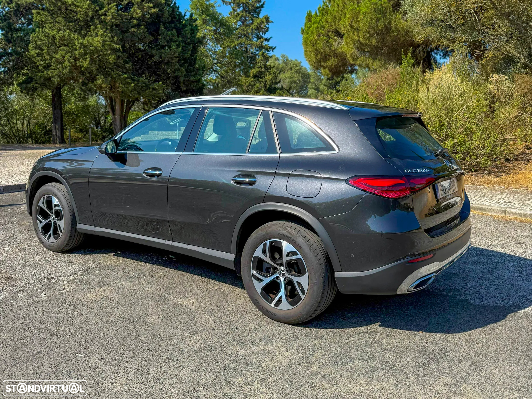 Mercedes-Benz GLC 300 e 4Matic 9G-TRONIC Avantgarde Advanced - 5