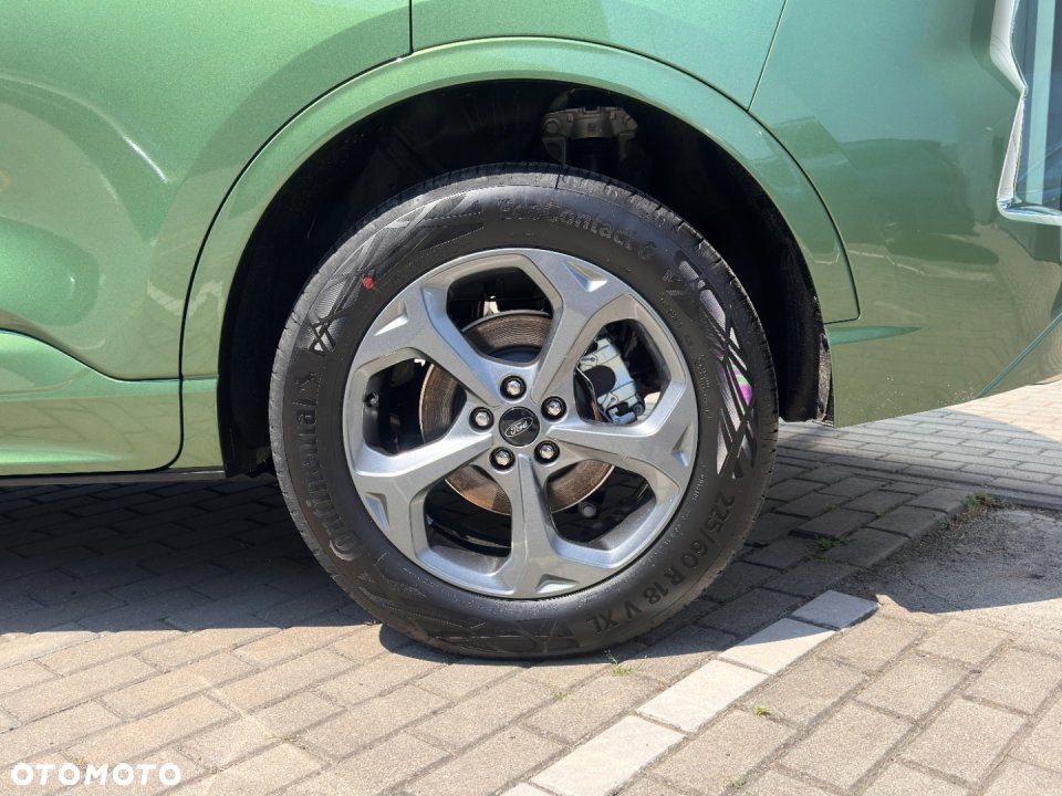 Ford Kuga - 9