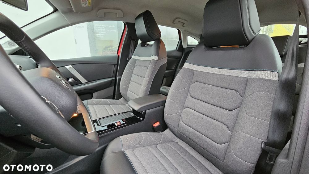 Citroën C4 1.2 PureTech Plus S&S - 15