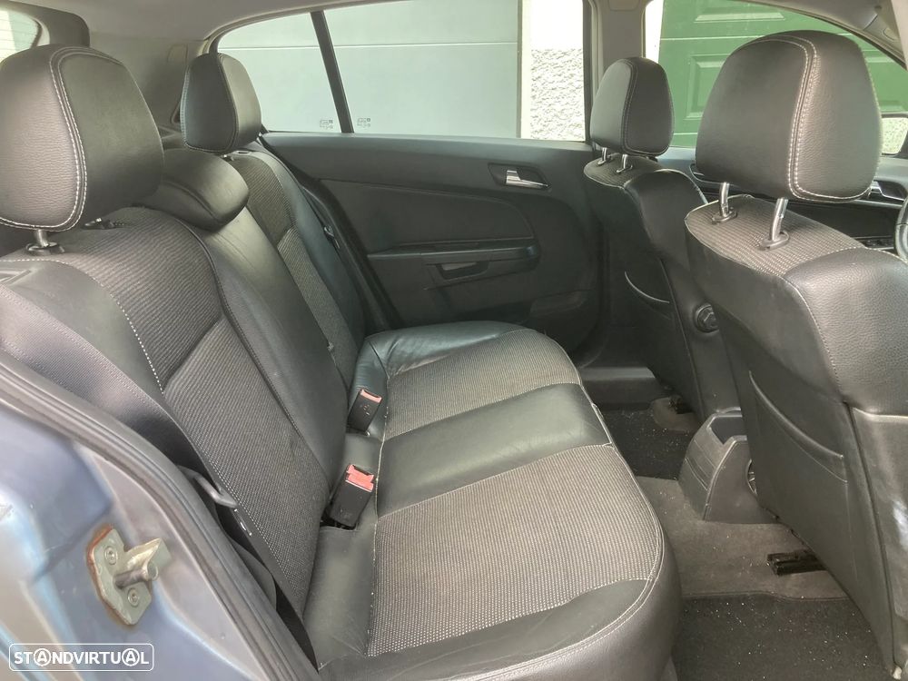 Opel Astra 1.7 CDTi Cosmo M5 - 13
