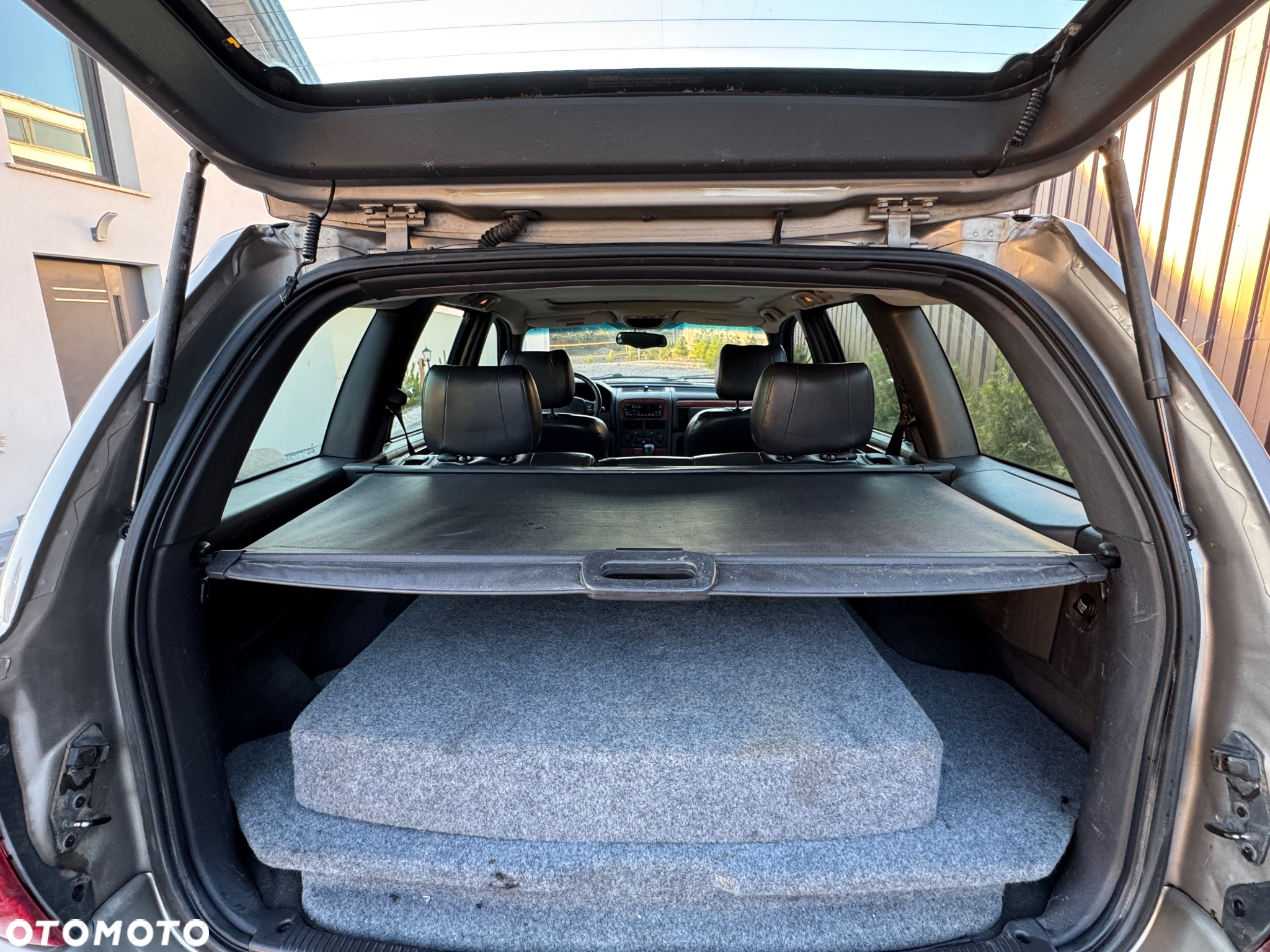 Jeep Grand Cherokee 4.0 Laredo - 13