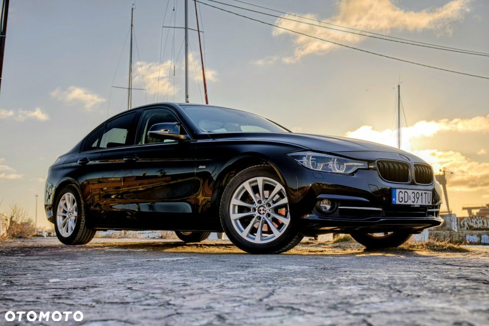 BMW Seria 3 318i Sport Line - 2